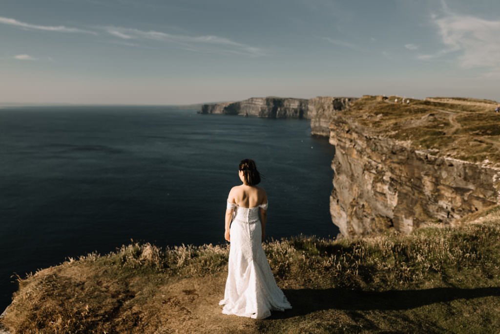 063 cliffs of moher wedding session